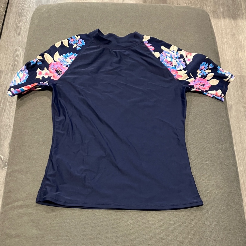 Floral Sleeve Navy Rashguard Swim Top